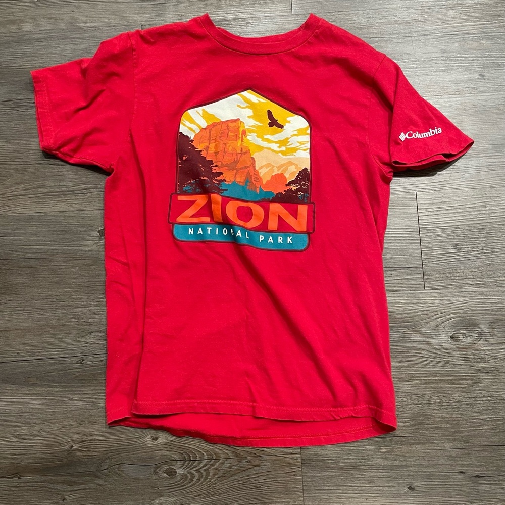 Columbia Zion national park Tshirt